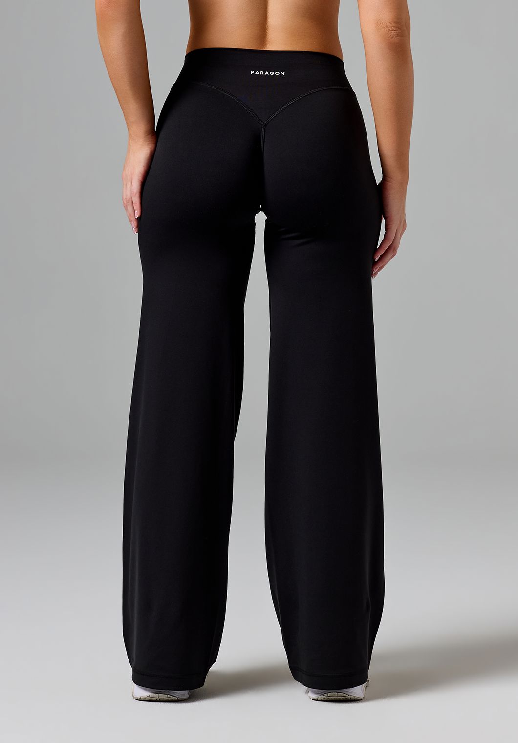 Reluna™ Original Sculptseam® Low-Rise Straight Leg Pant Short Black