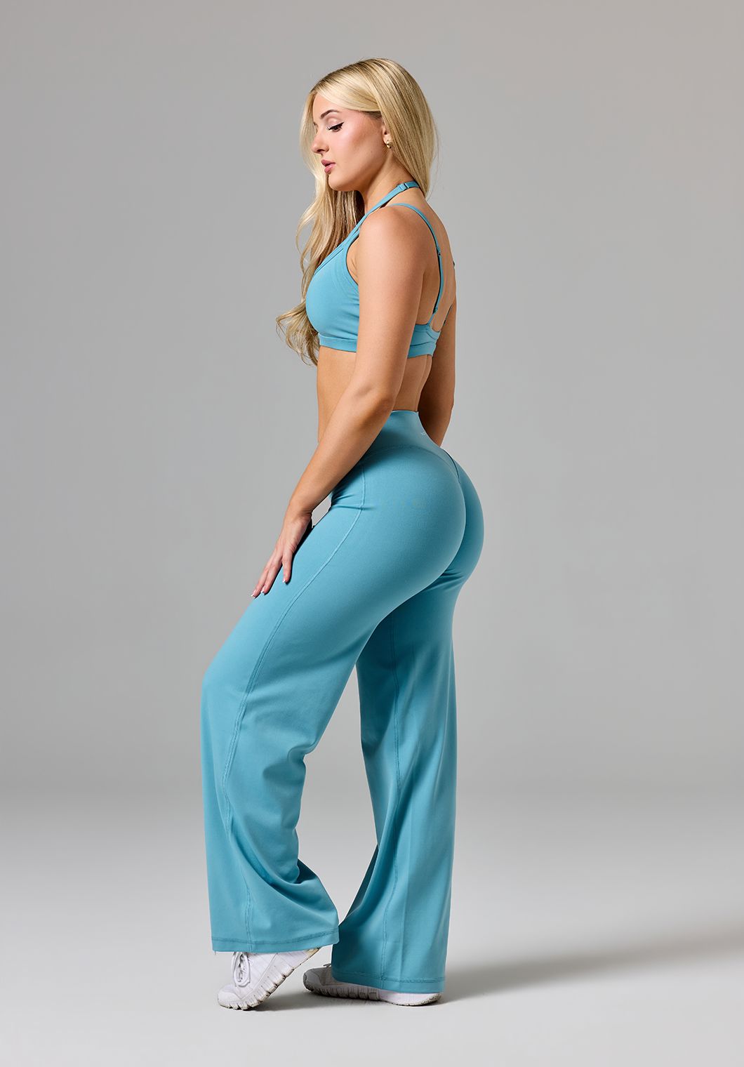 Reluna™ Original Sculptseam® Low-Rise Straight Leg Pant Short Mineral