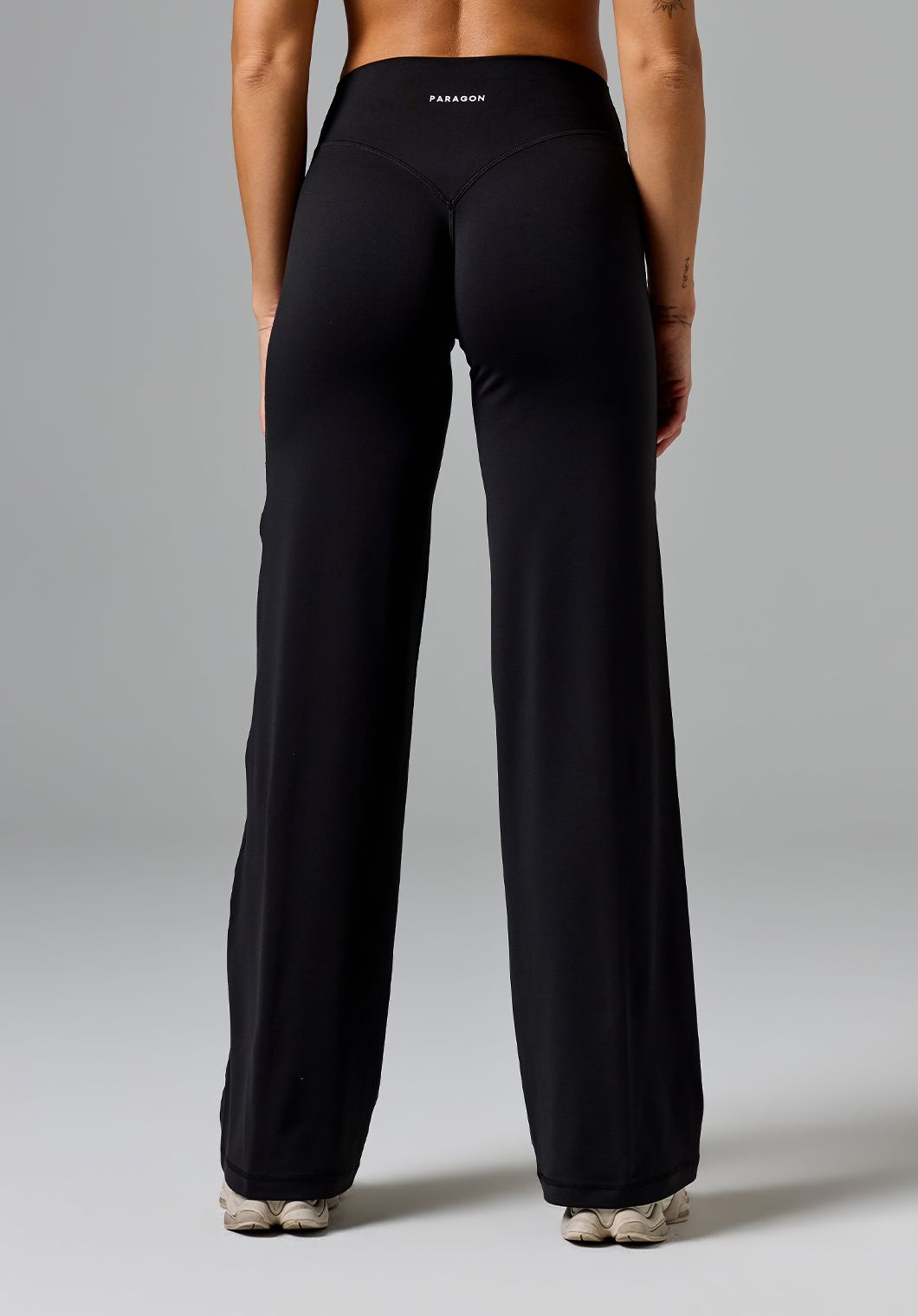 Reluna™ Original Sculptseam® Mid-Rise Straight Leg Pant Regular Black