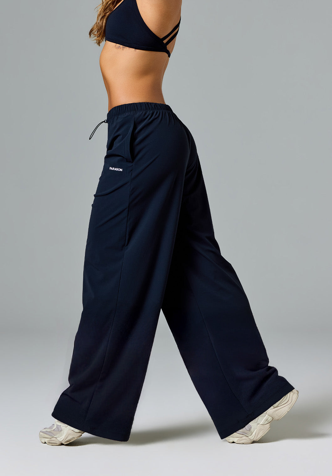 Airlift™ ShapeLock™ Float Mid-Rise Straight Leg Pant Black Onyx