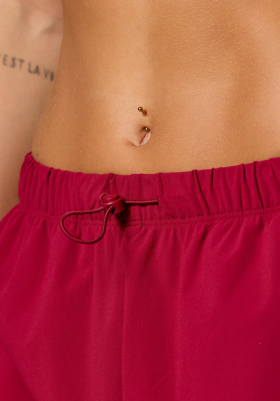 Airlift™ ShapeLock™ Float Mid-Rise Straight Leg Pant Red Amaranth