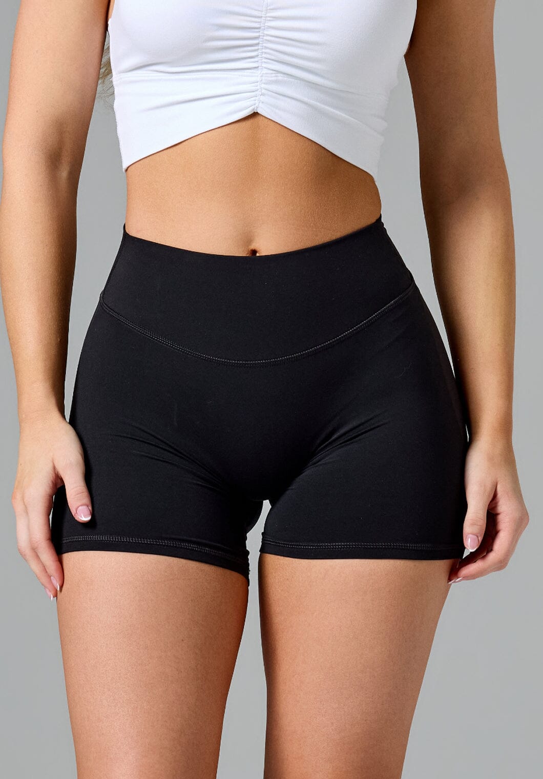 FormLux™ LiftTech™ Mid-Rise Short Black