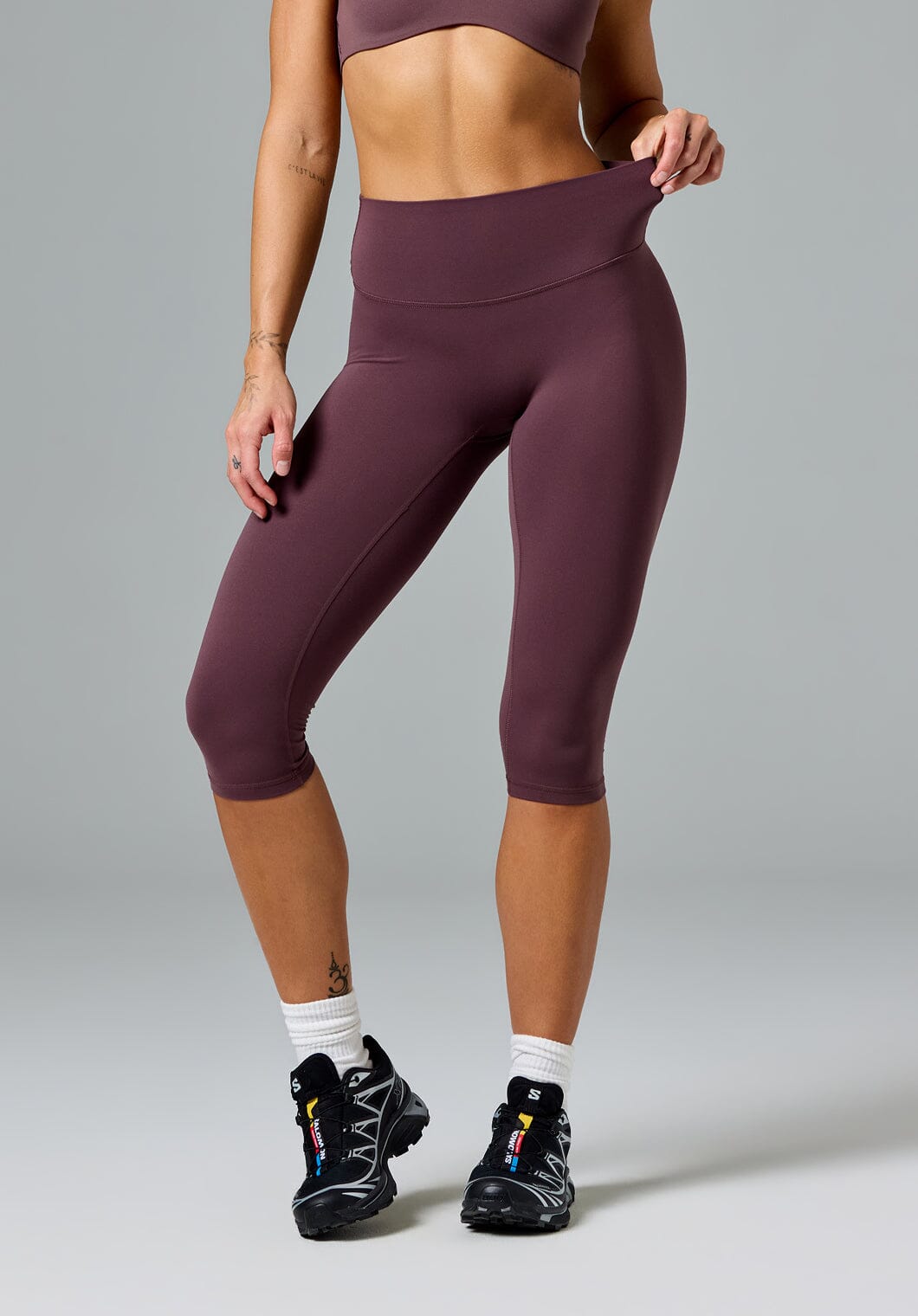 FormLux™ Original Sculptseam® Plus High-Rise Capri Cherry Cola