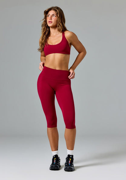 FormLux™ Original Sculptseam® Plus High-Rise Capri Red Amaranth