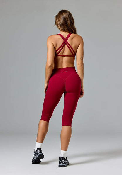FormLux™ Original Sculptseam® Plus High-Rise Capri Red Amaranth