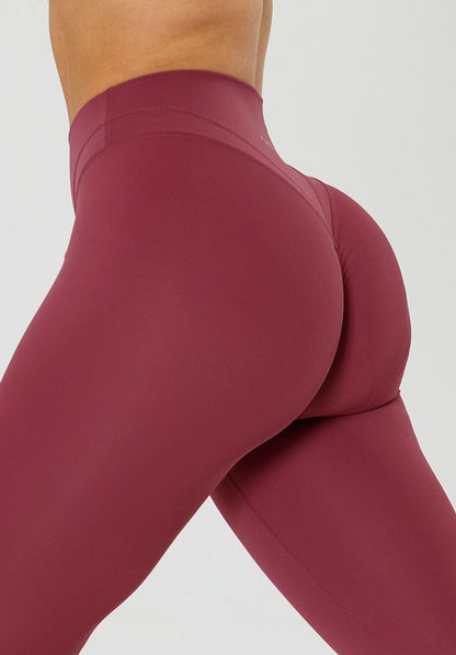 RecStretch™ Icon High-Rise Sculptseam® Plus Legging Flutter