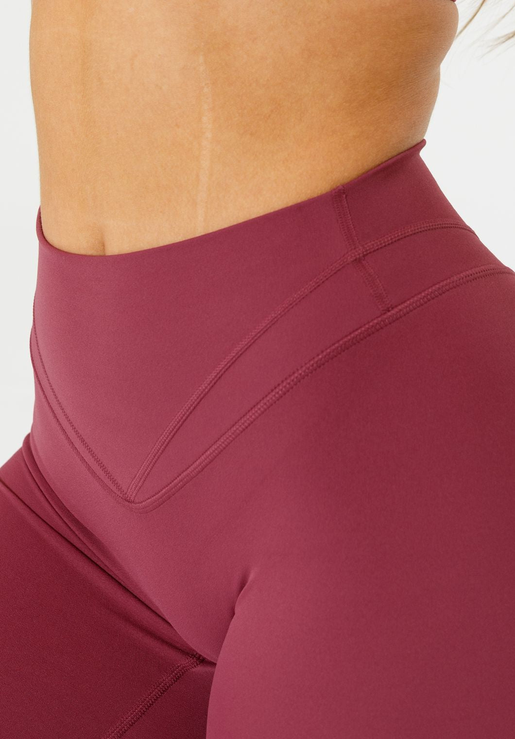 RecStretch™ Icon High-Rise Sculptseam® Plus Legging Flutter