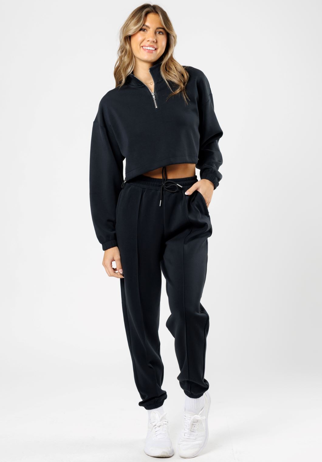 AirLux™ Half Zip Sweatshirt Black