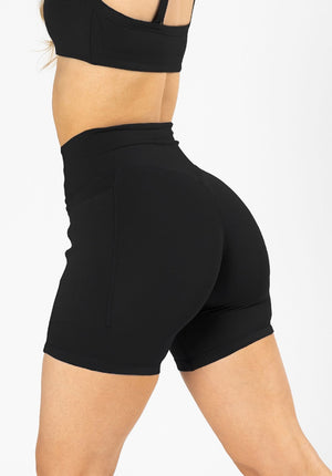 Reluna™ Empower High-Rise Sculptseam® Pocket Short 6” Black