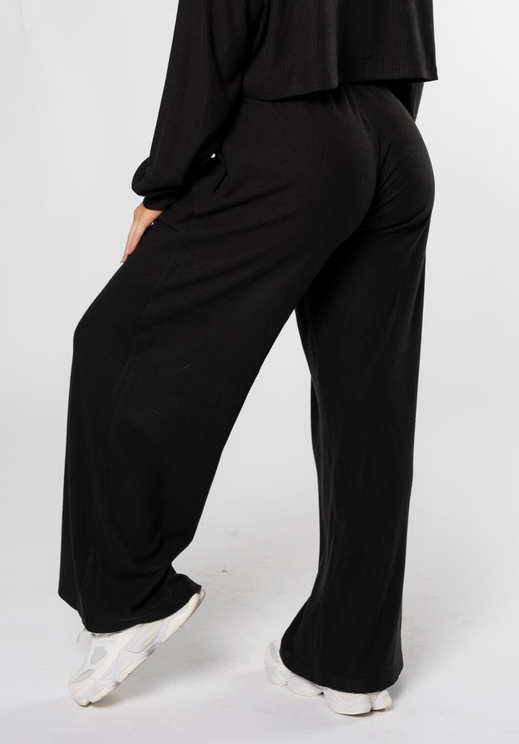 CozyRib™ Daydream Sculptseam® Wide Leg Pant Black
