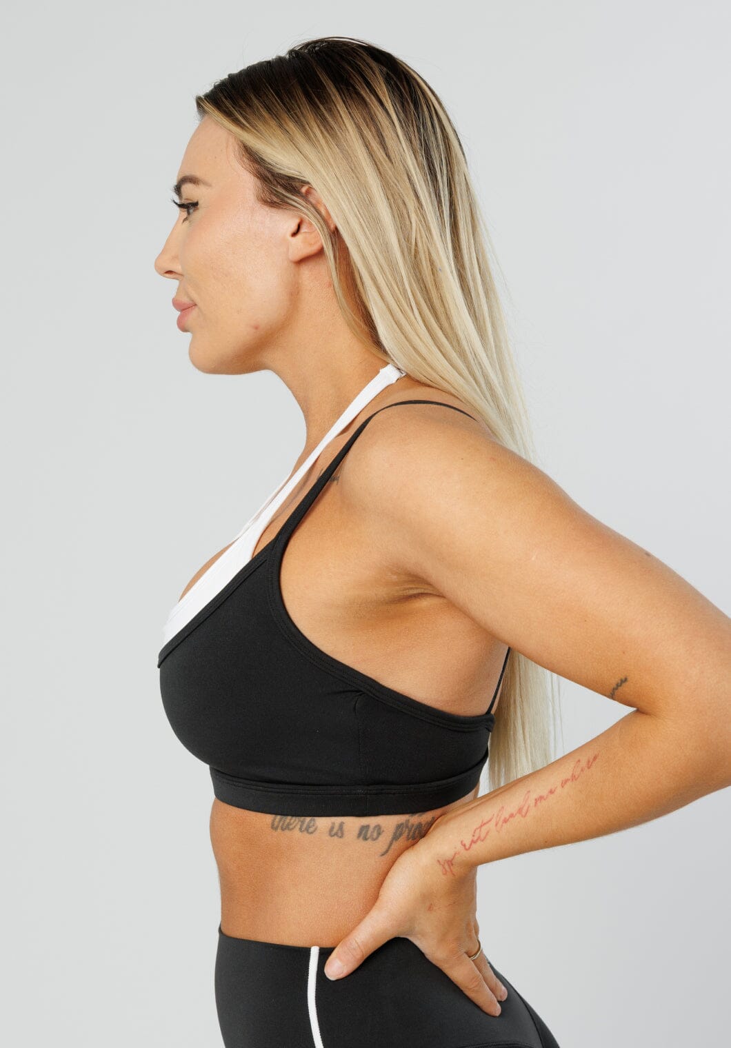 Reluna™ Double-Layer Sports Bra Black