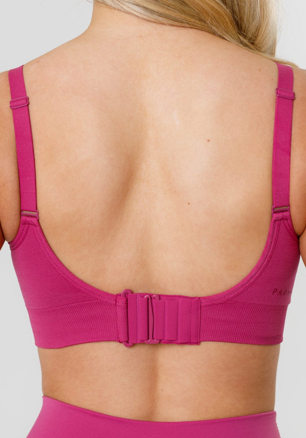 CurveFlex™ Bend SculptSupport™ Sports Bra Ribbon