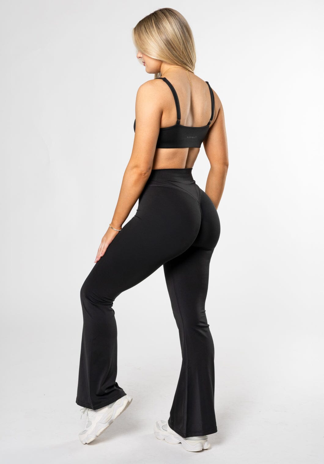 Reluna Icon High-Rise Sculptseam® Plus Flare 31" Black