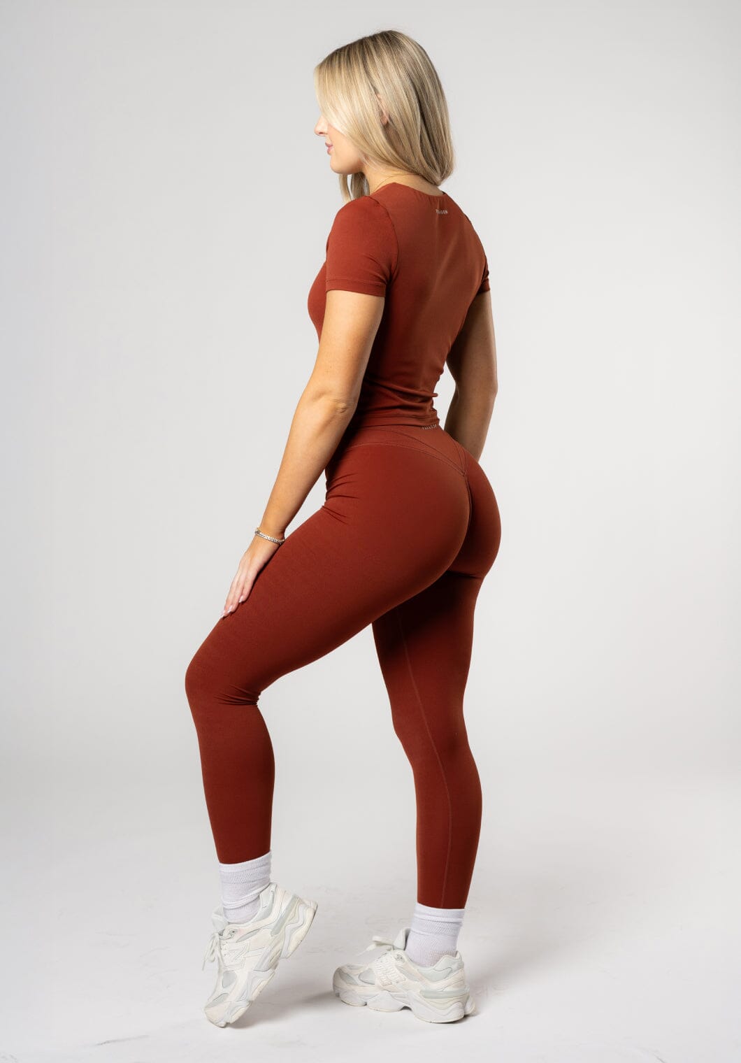RecStretch™ Icon High-Rise Sculptseam® Plus Legging Cola