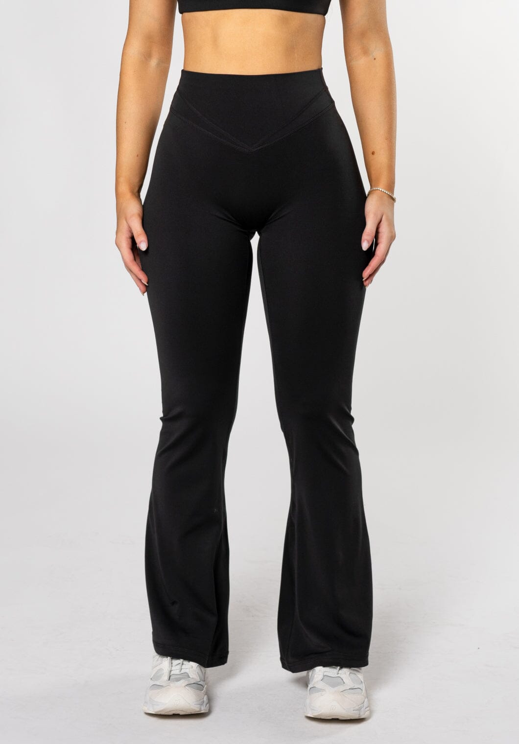 Reluna Icon High-Rise Sculptseam® Plus Flare 31" Black