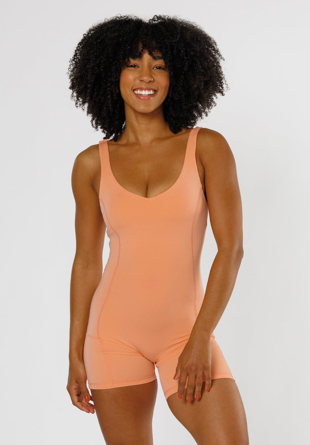 Reluna™ AirBrushed Sculptseam® Shortsuit Guava
