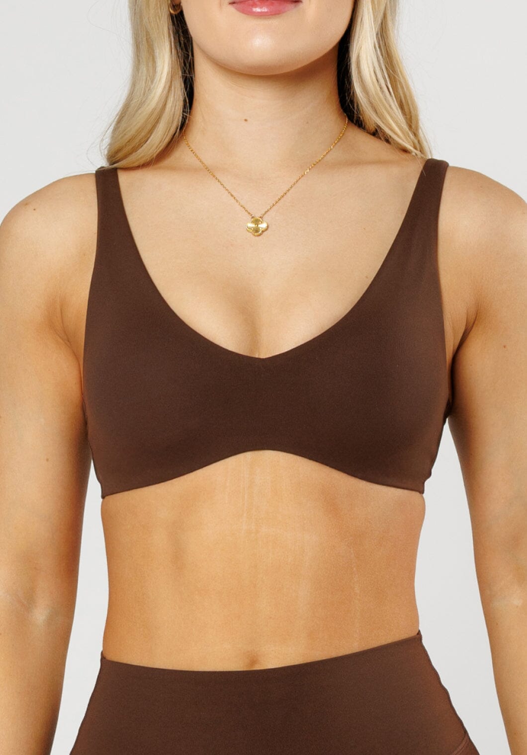 FormLux™ Curve LiteSculpt™ Sports Bra Walnut