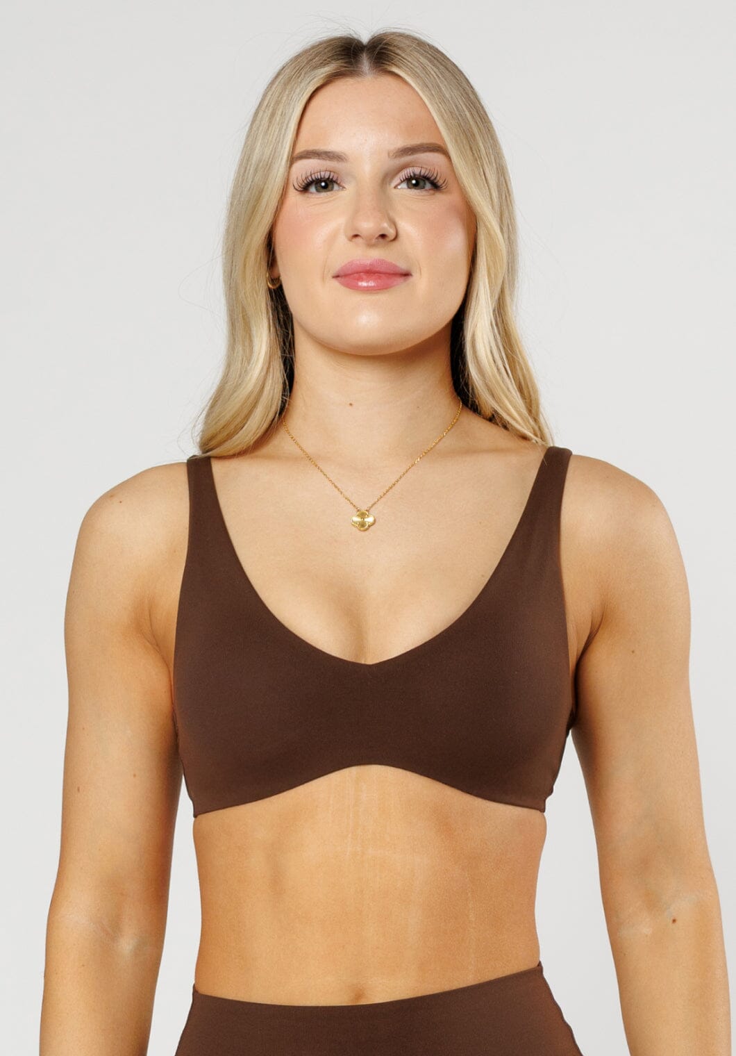 FormLux™ Curve LiteSculpt™ Sports Bra Walnut