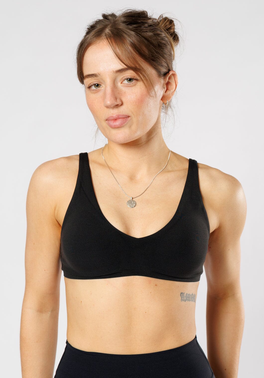 FormLux™ Curve LiteSculpt™ Sports Bra Black