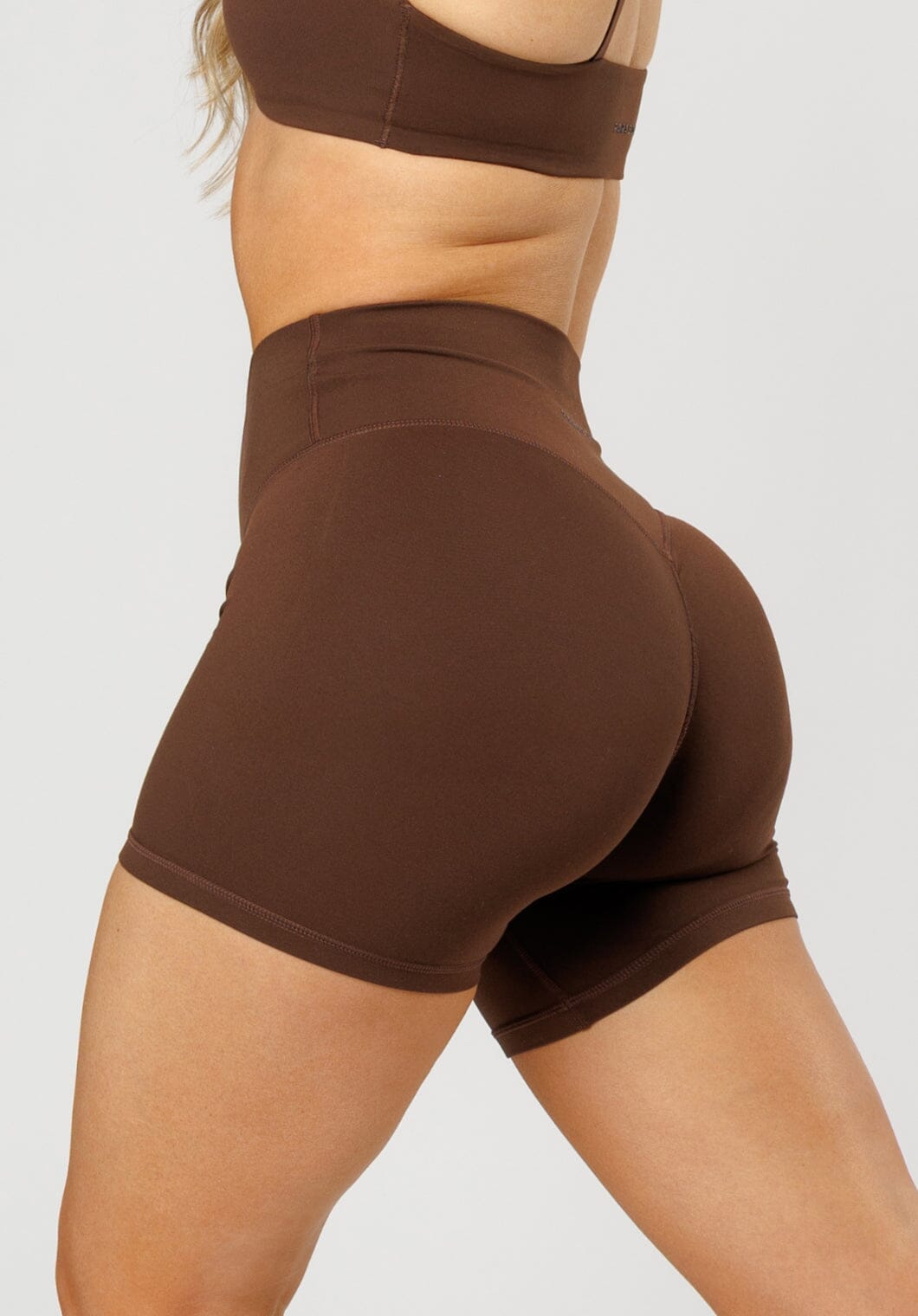 FormLux™ Original Sculptseam® Plus High-Rise Short 5” Walnut