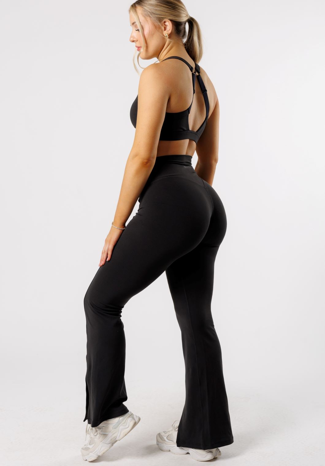 Reluna™ Front Slit Sculptseam® High-Rise Flare Leggings 31" Black