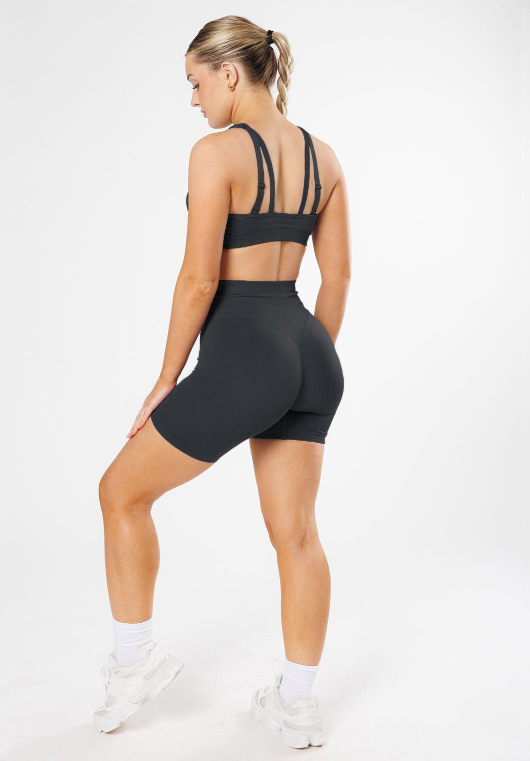 CurveFlex™ Hourglass High-Rise Sculptseam® Plus Seamless Shorts 6” Black