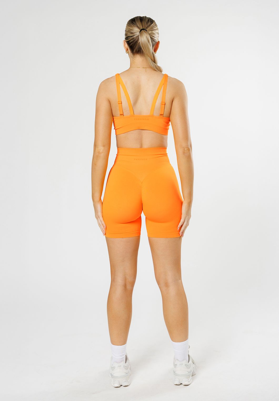 CurveFlex™ Hourglass High-Rise Sculptseam® Plus Seamless Shorts 6” Apricot