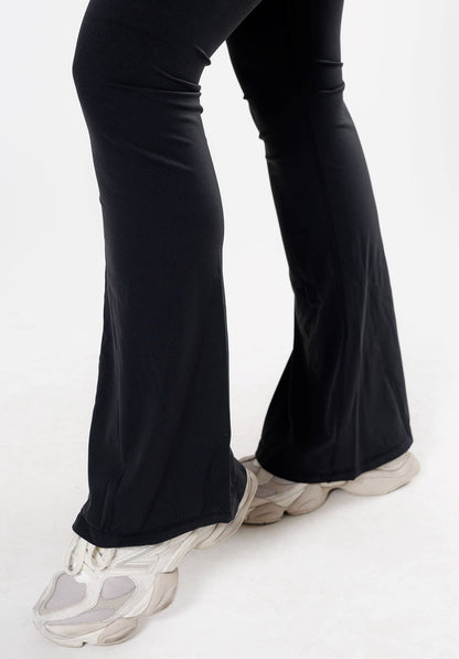 RecStretch Original High-Rise Sculptseam® Plus Essential Flare Legging 34" Black