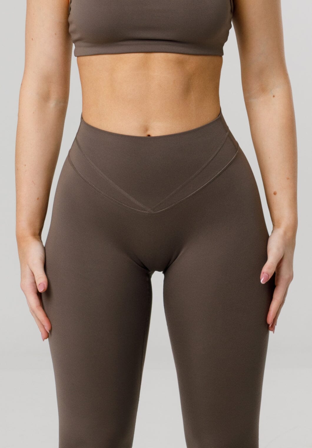 Reluna™ Icon High-Rise Sculptseam® Plus Legging Truffle