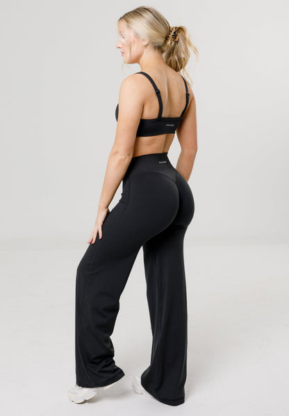Reluna™ Original Sculptseam® Plus Mid-Rise Straight Leg Pant Short -  Black