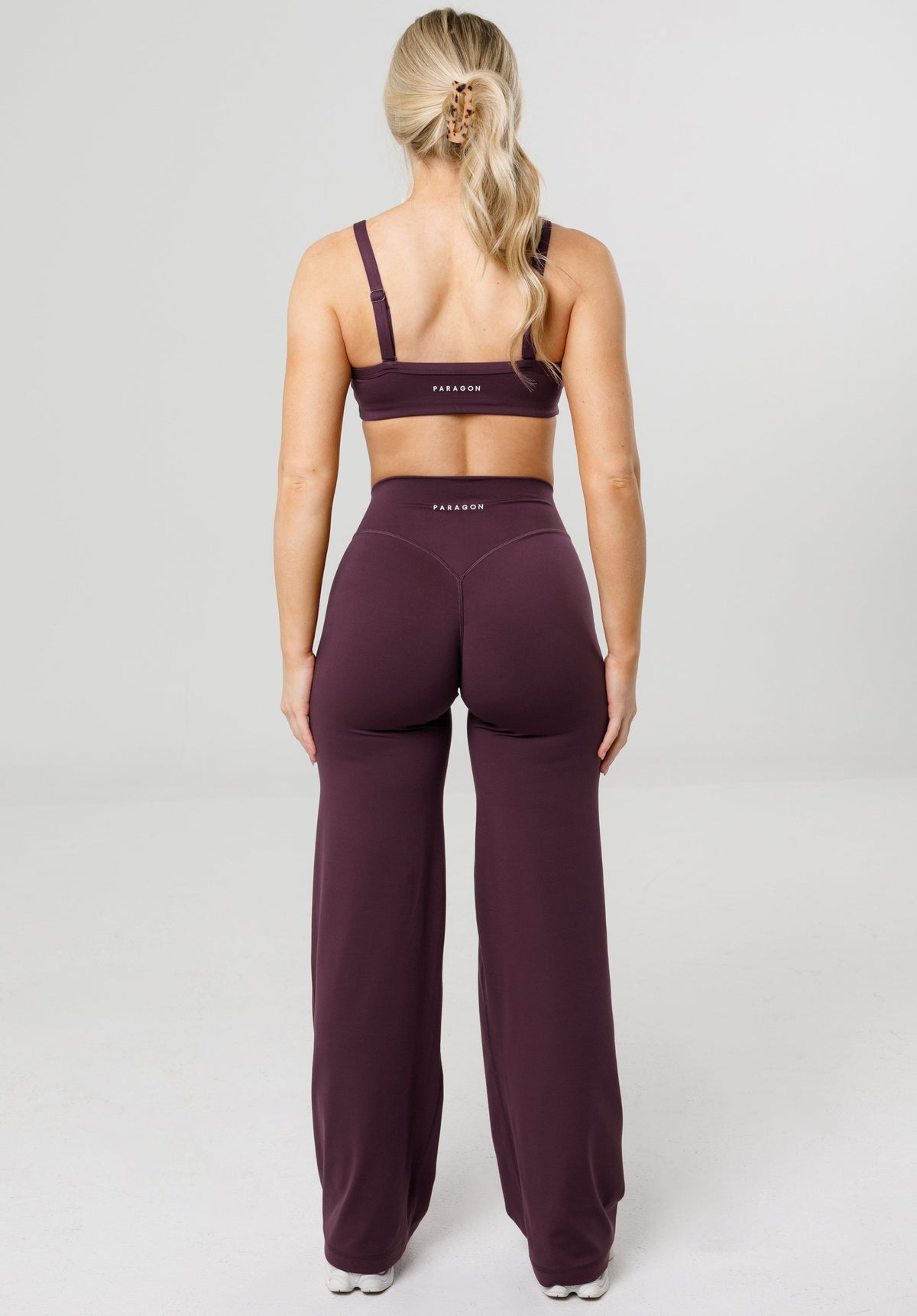 Reluna™ Original Sculptseam® Plus Mid-Rise Straight Leg Pant Short -   Fig