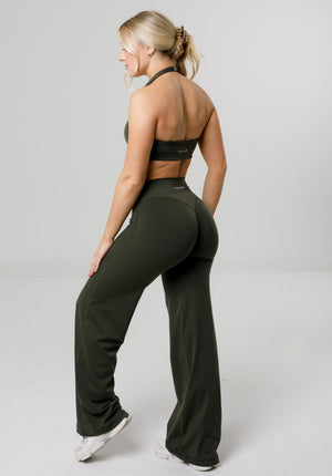 Reluna™ Original Sculptseam® Plus Mid-Rise Straight Leg Pant Short -  Poison Ivy