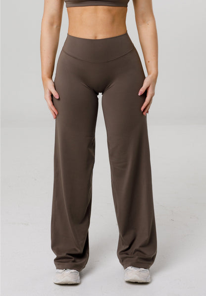 Reluna™ Original Sculptseam® Plus Mid-Rise Straight Leg Pant Short - Truffle