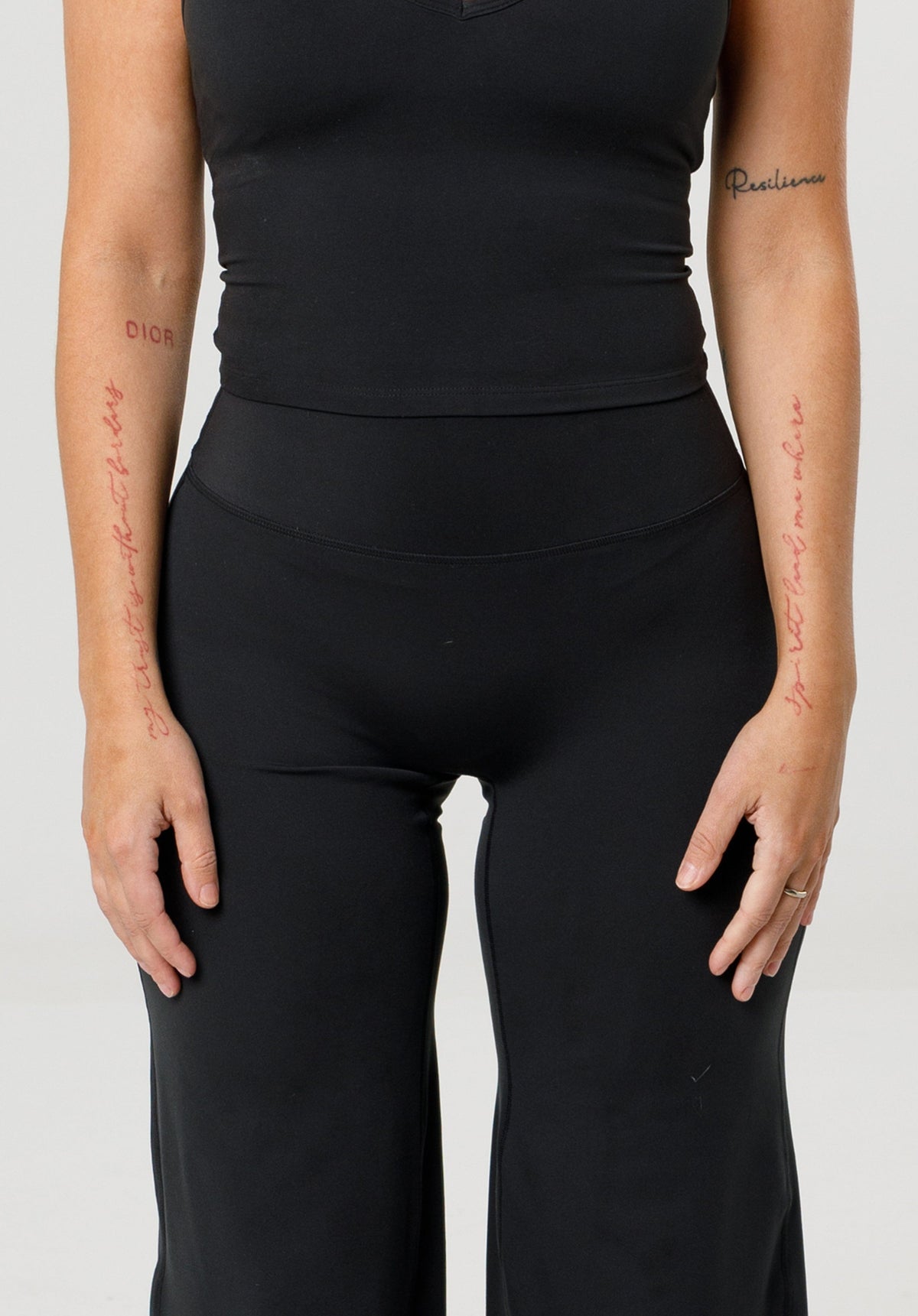 Reluna™ Original Sculptseam® Plus Mid-Rise Straight Leg Pant Regular -  Black