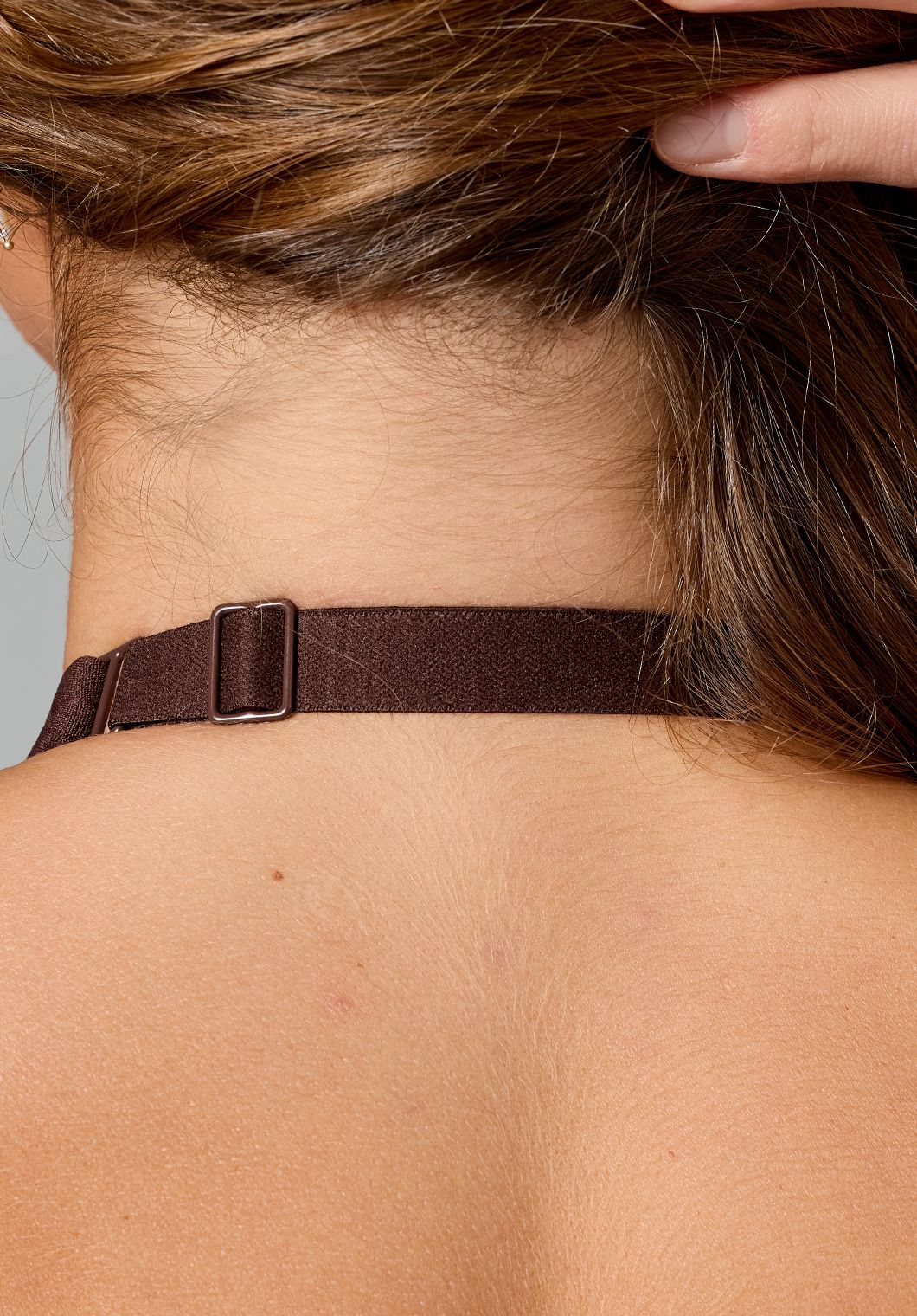 RecStretch™ Unbound Halter Sports Bra Walnut