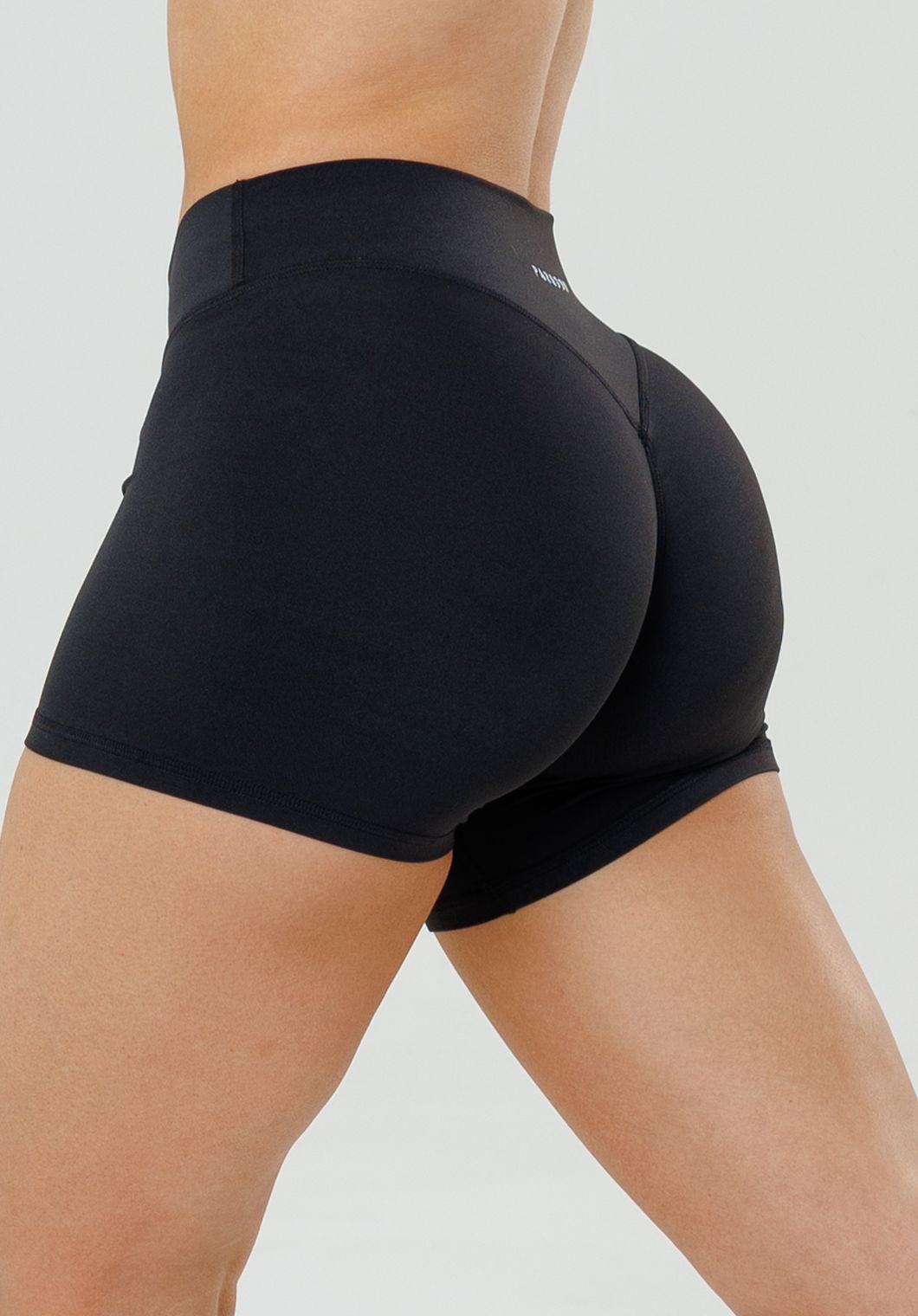 RecStretch™ Original Sculptseam® Plus Low-Rise Short 4” Black