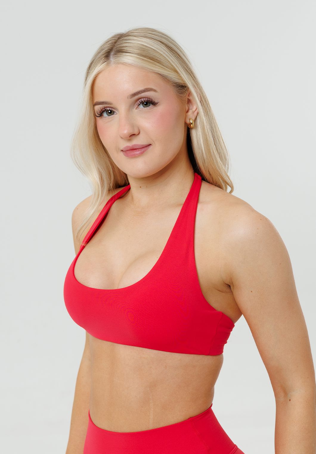 RecStretch™ Unbound Halter Sports Bra Fruit Punch