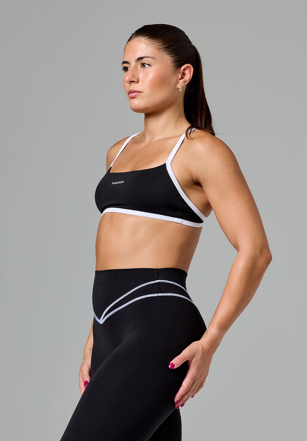 Reluna™ Contrast Square Neck Sports Bra Black