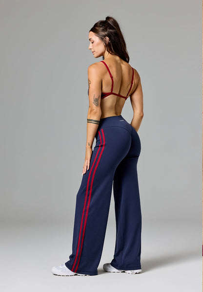 Reluna™ Contrast Square Neck Sports Bra Nightshade
