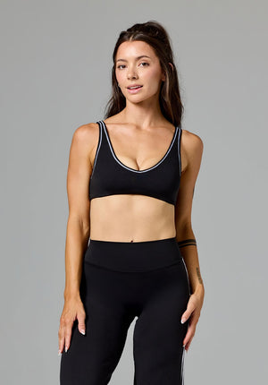 Reluna™ Contrast V-Neck Sports Bra Black