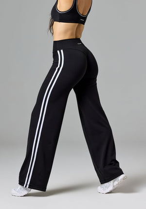 Reluna™ Double Stripe Sculptseam® Mid-Rise Straight Leg Pant Regular Black