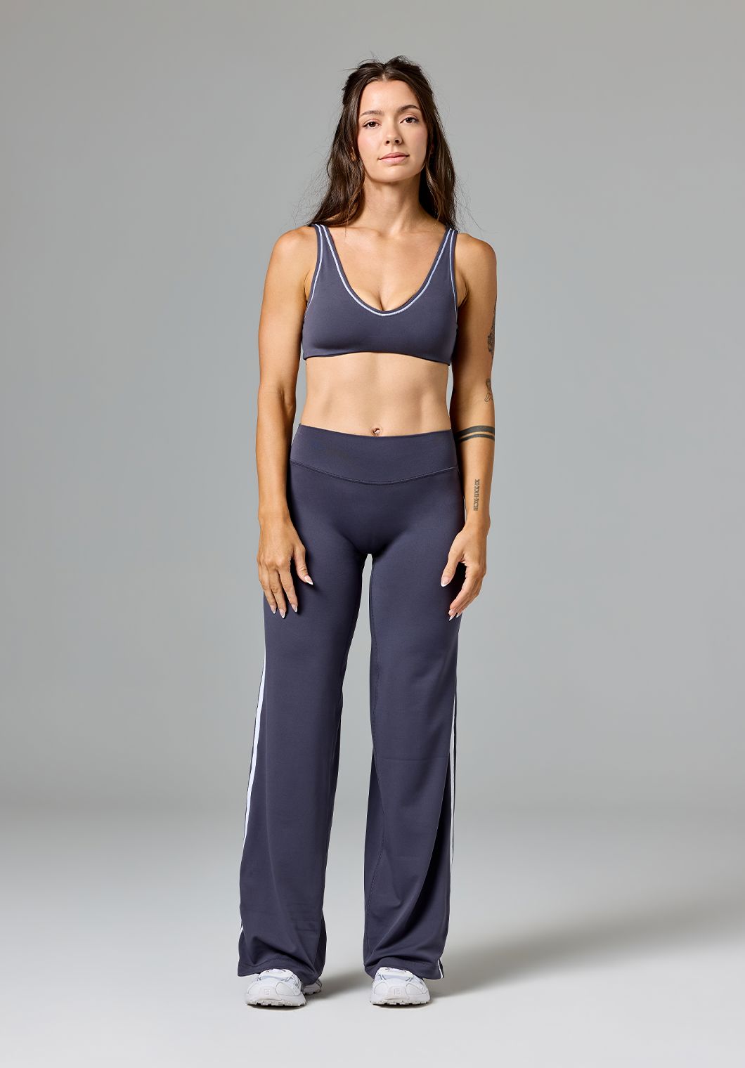 Reluna™ Double Stripe Sculptseam® Mid-Rise Straight Leg Pant Regular Charcoal