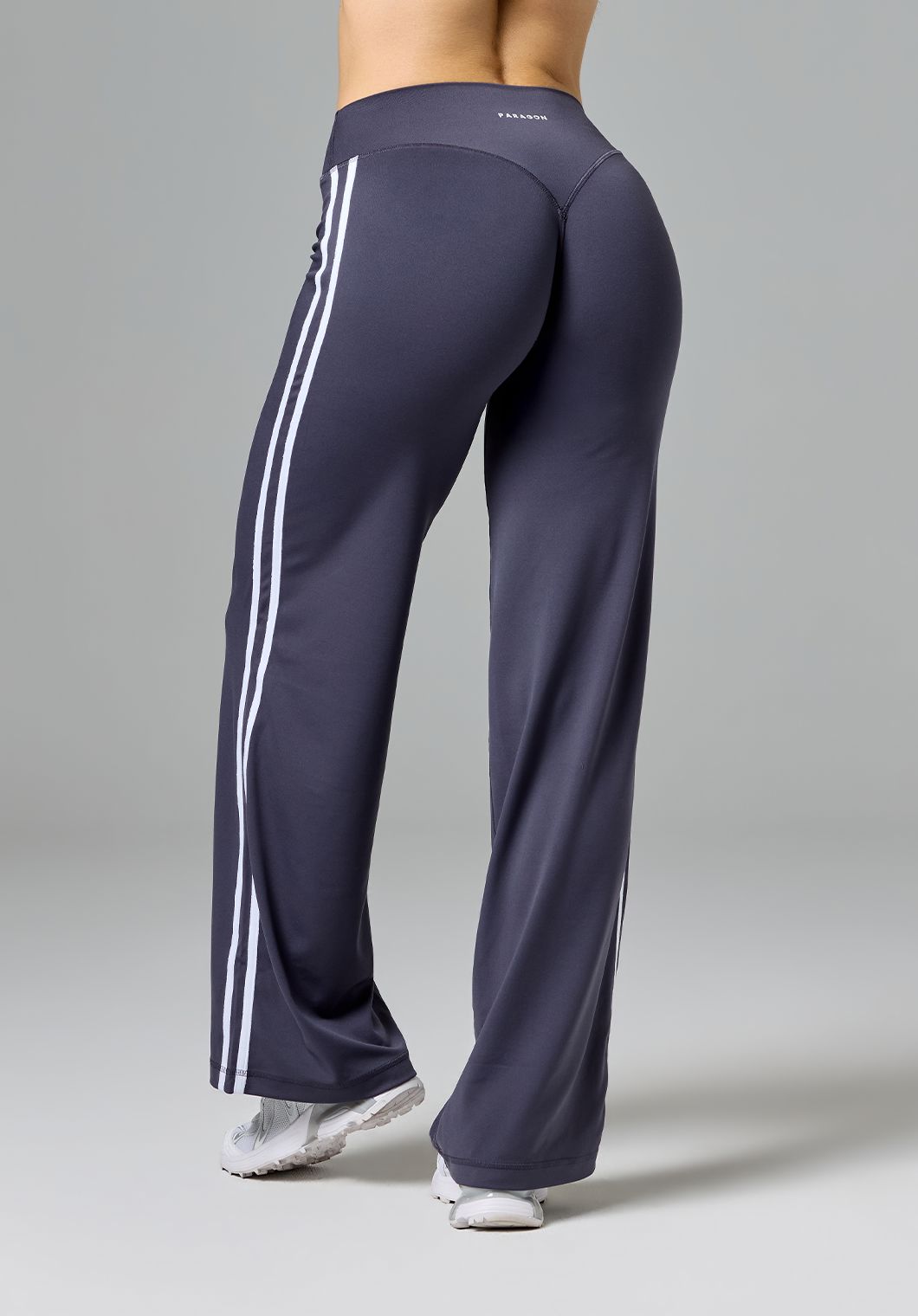 Reluna™ Double Stripe Sculptseam® Mid-Rise Straight Leg Pant Regular Charcoal