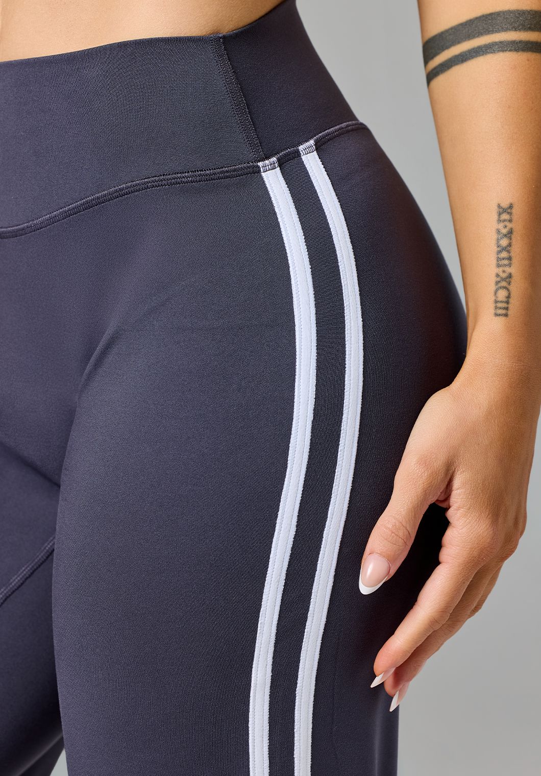 Reluna™ Double Stripe Sculptseam® Mid-Rise Straight Leg Pant Regular Charcoal