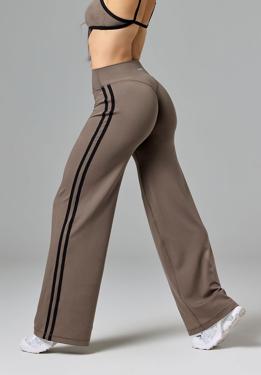 Reluna™ Double Stripe Sculptseam® Mid-Rise Straight Leg Pant Regular Thyme