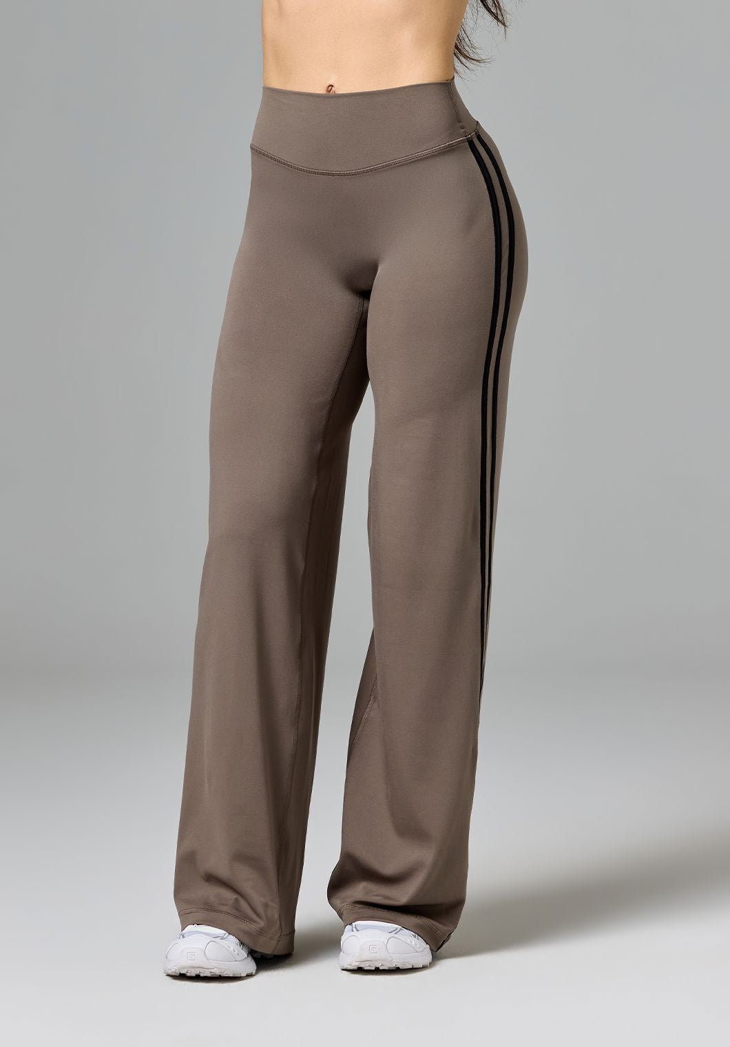Reluna™ Double Stripe Sculptseam® Mid-Rise Straight Leg Pant Regular Thyme