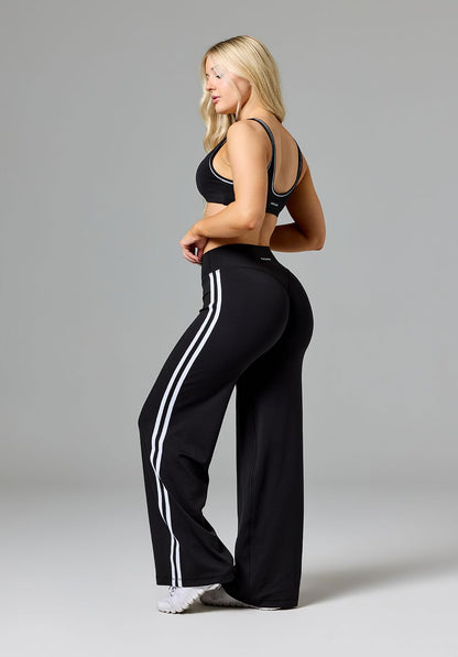 Reluna™ Double Stripe Sculptseam® Mid-Rise Straight Leg Pant Short Black
