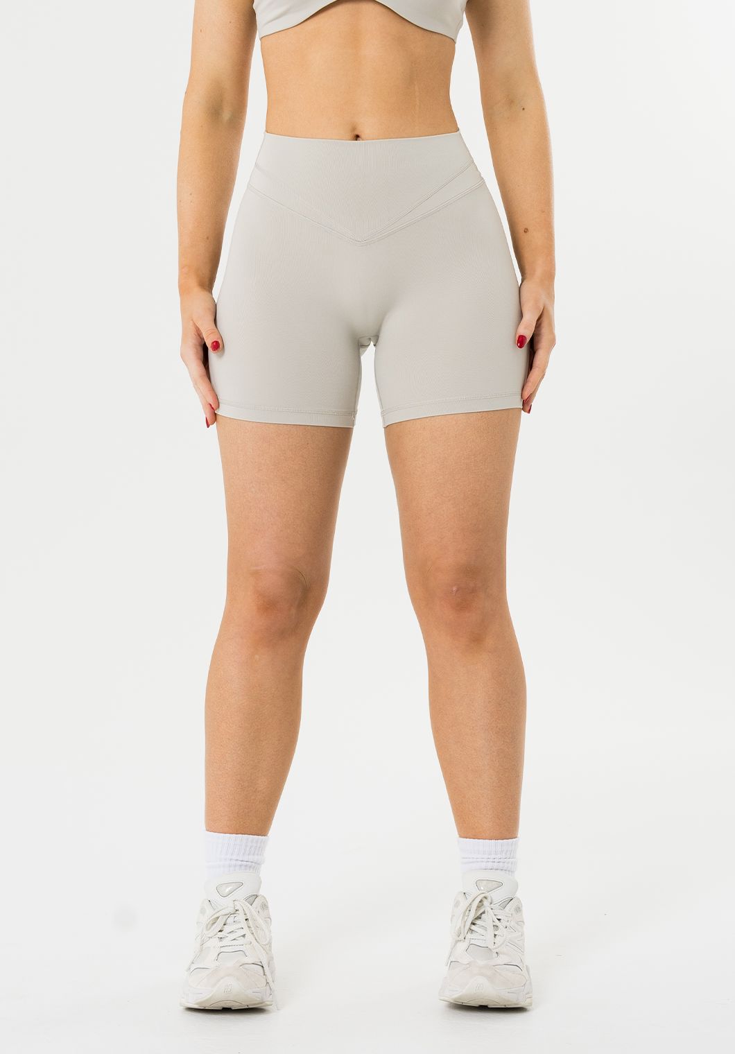Reluna™ Icon High-Rise Sculptseam® Plus Short 5” Pearl Grey