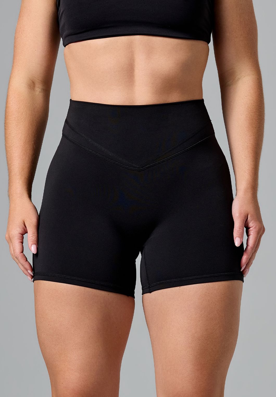 Reluna™ Icon High-Rise Sculptseam® Plus Short 5” Black