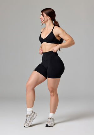 Reluna Icon High-Rise Sculptseam® Plus Short 6” Black